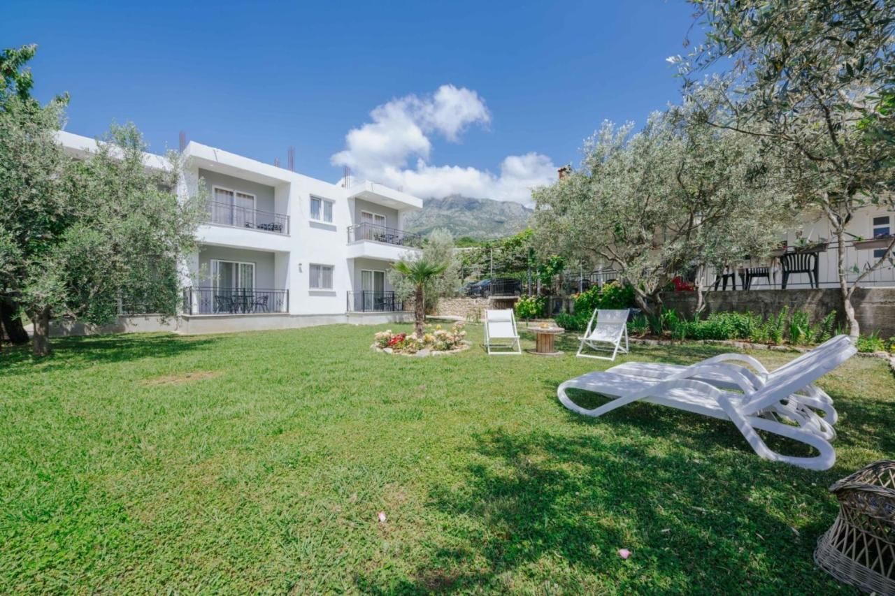 Sea Garden Apartments Dobra Voda Kültér fotó